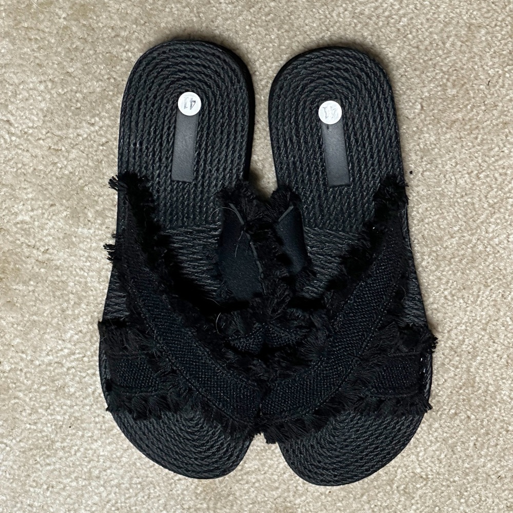 New never worn boho slip on platform sandals